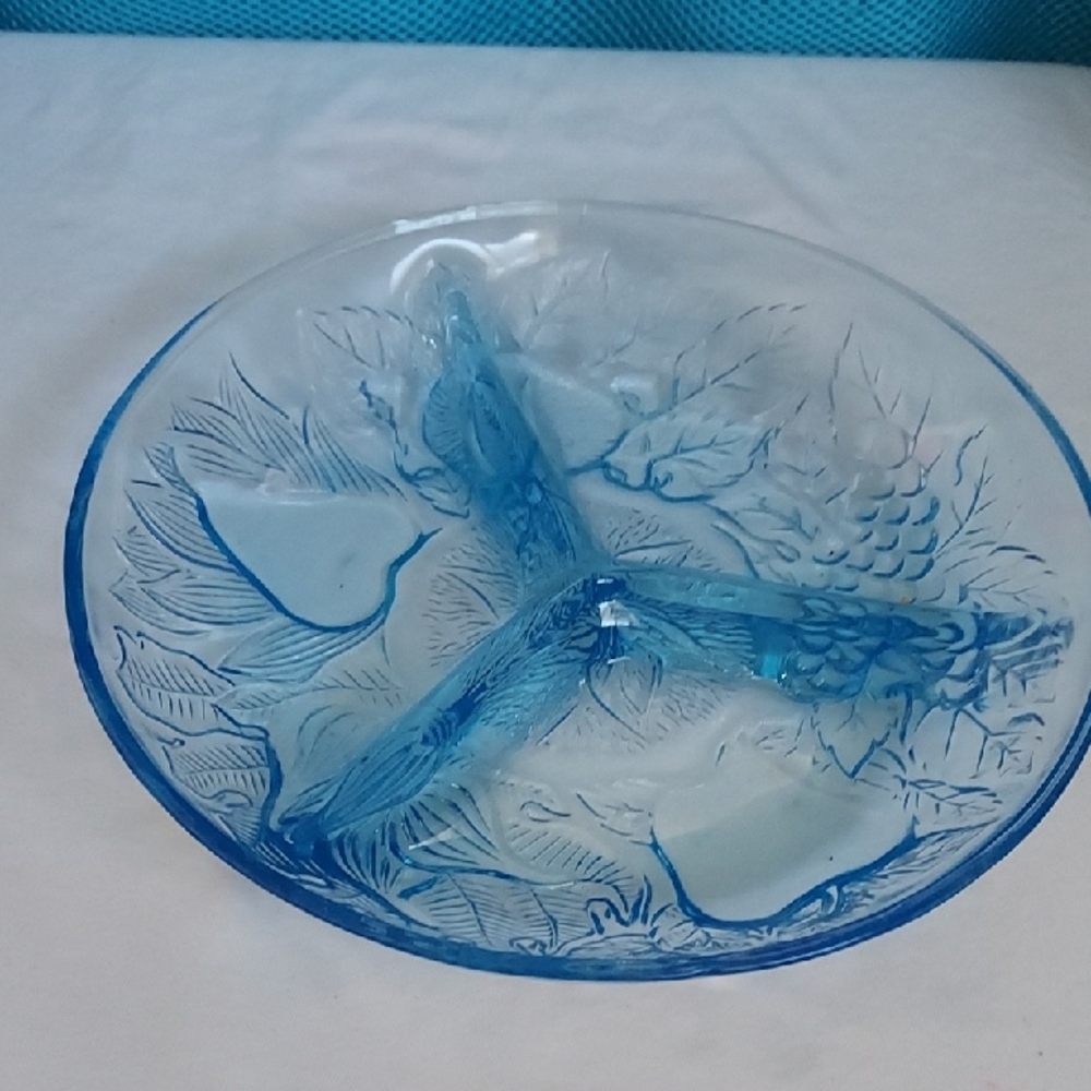 Vintage Blue Depression Glass 3 Section Plate. 7 1/2"